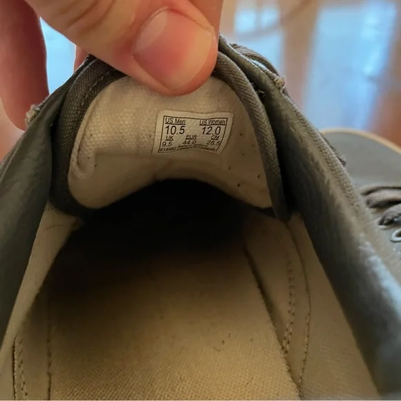 Vans Old Skool Shoe - Picture 4 of 5